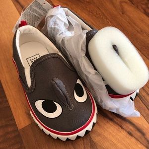 Baby Gap Shark Shoes.  Size 6.